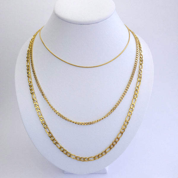 Collar Dorado con 3 Cadenas Diferentes