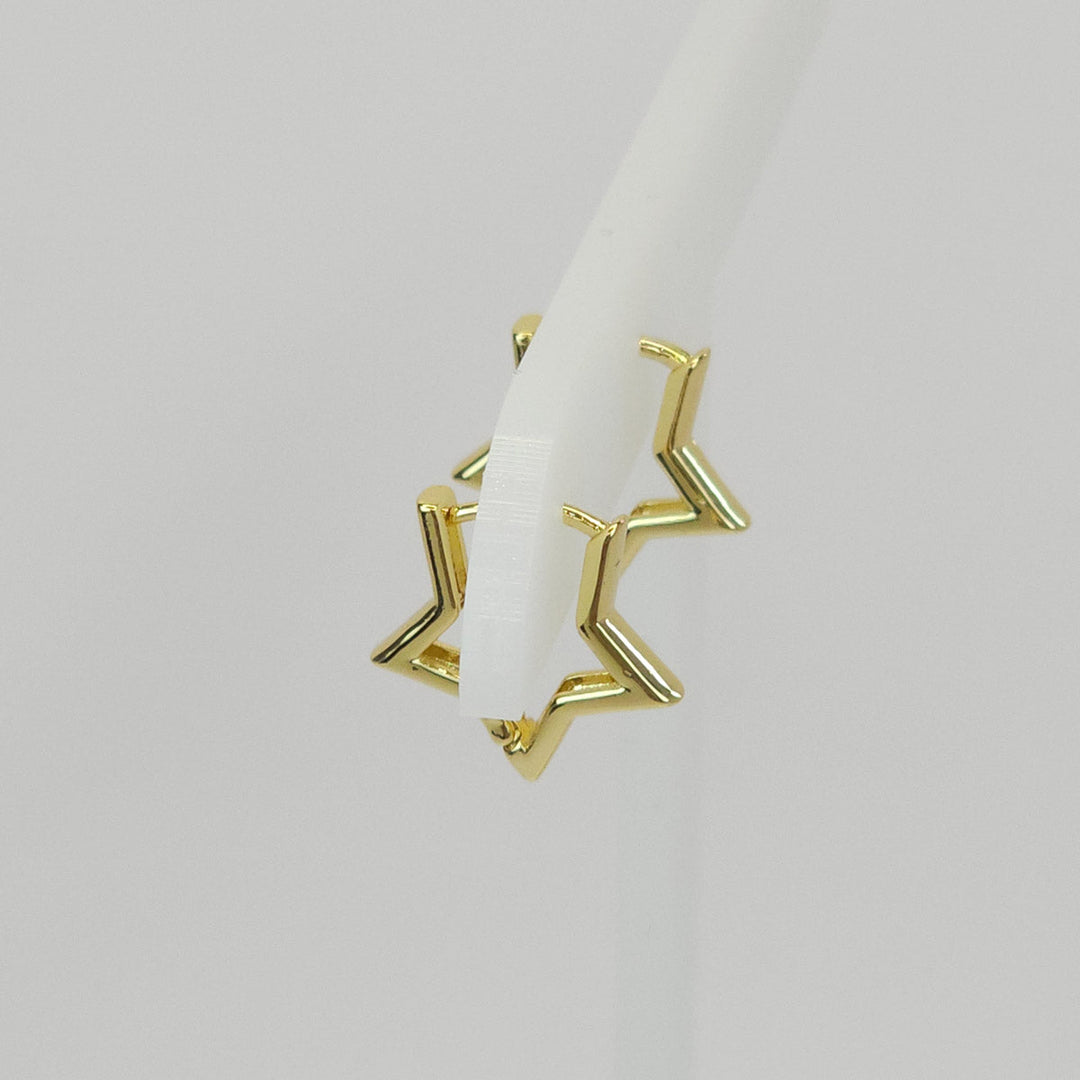 Par de Arracadas Doradas en Forma de Estrella