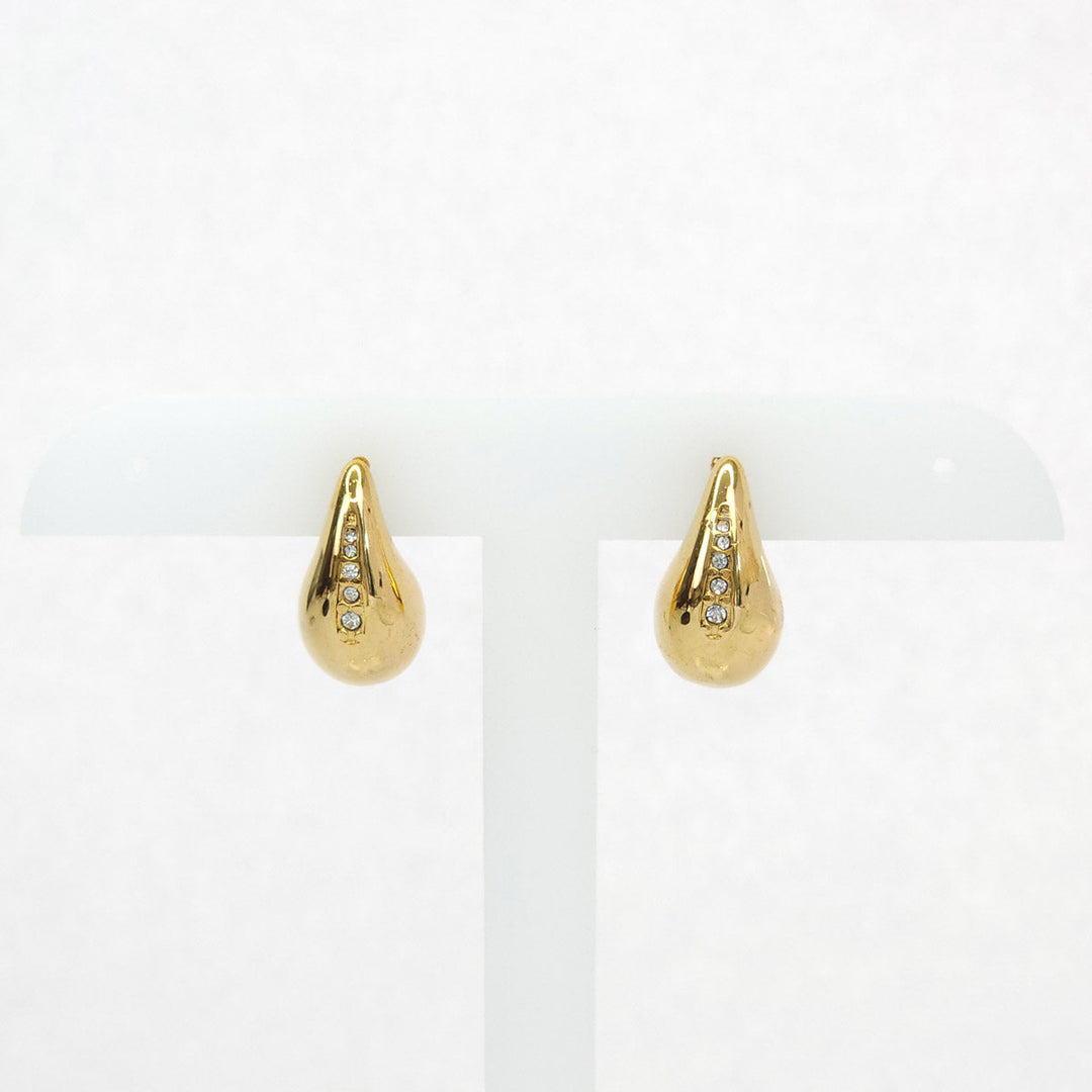 Par de Aretes Dorados en Forma de Gota con Brillantes