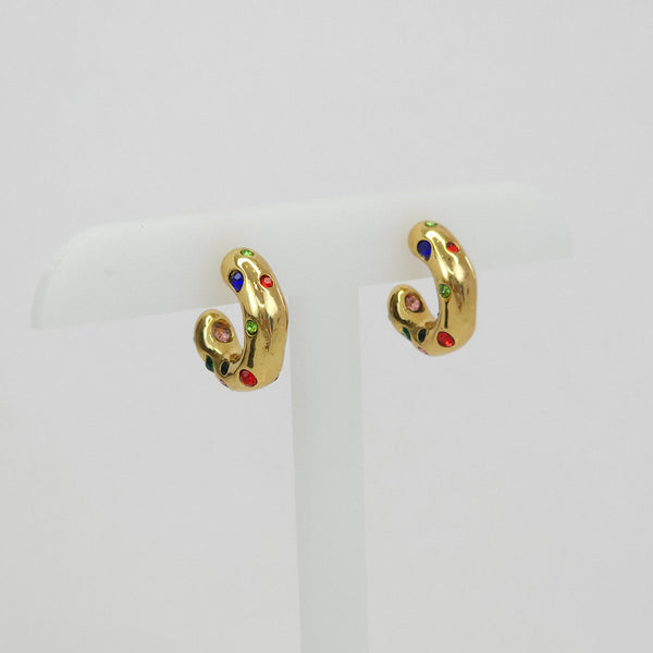 Par de Aretes Color Dorados con Brillantes