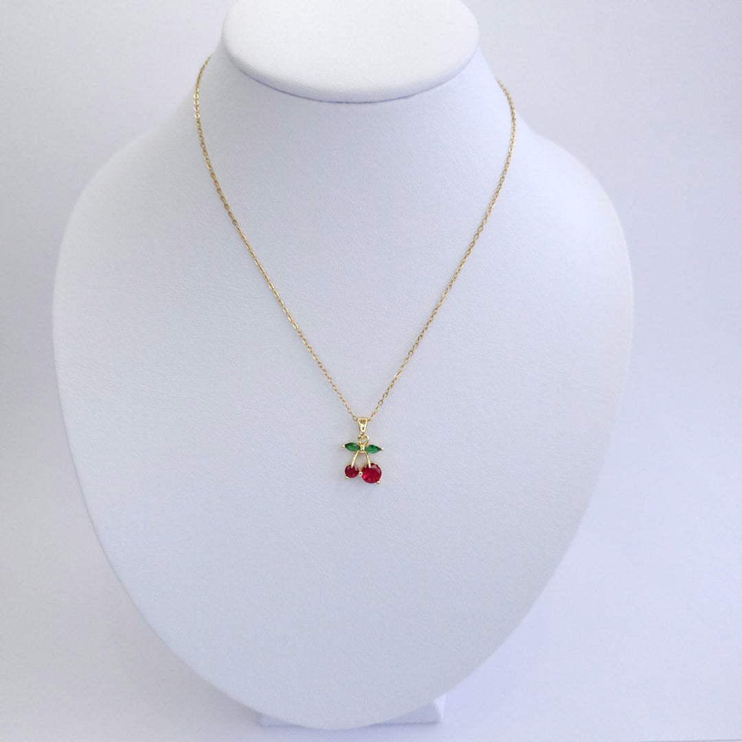 Collar con Dije Cerezas