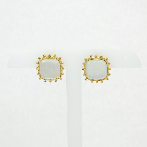 Par de Aretes Cuadrados y Brillantes