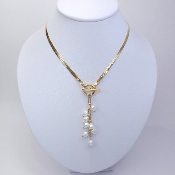 Collar con Dije de Perlas