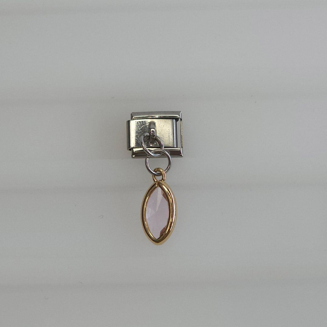 Charm plateado de cristal colgante color rosa