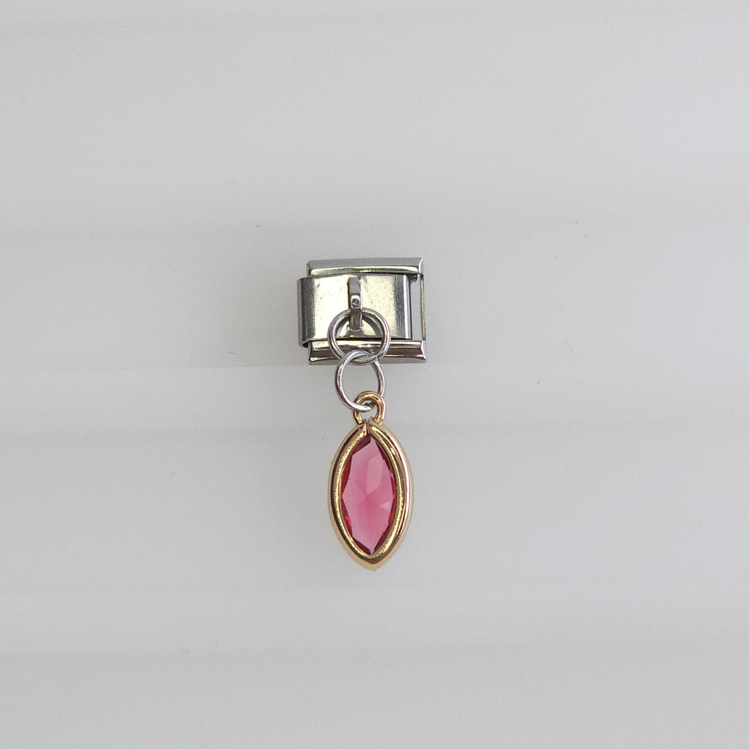 Charm plateado de cristal colgante color rojo