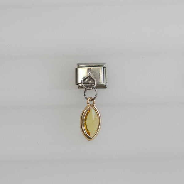 Charm plateado de cristal colgante color amarillo