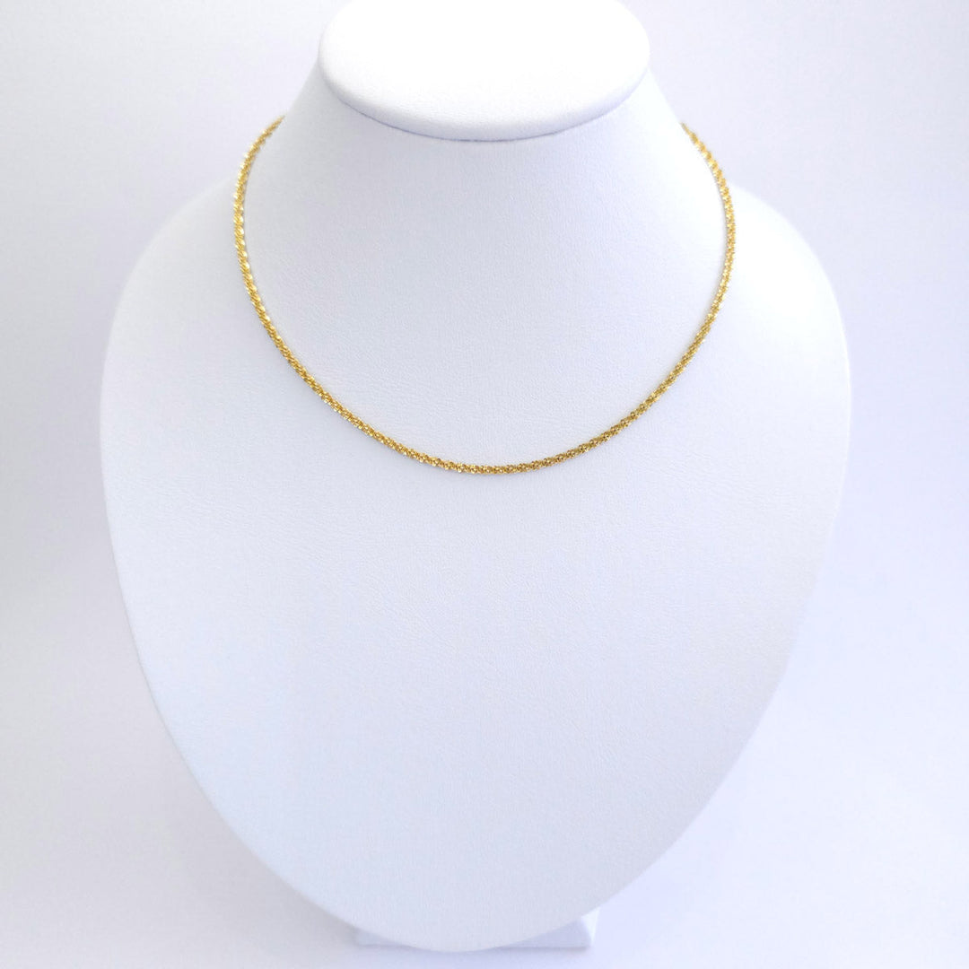 Collar cadena entrelazada