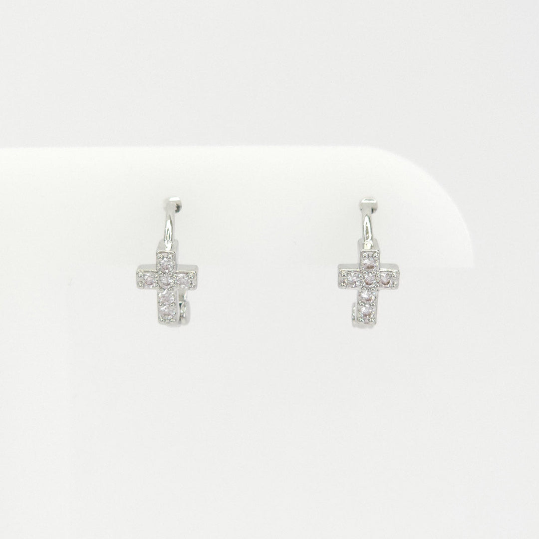 Arracadas Plateadas Cruz Brillante