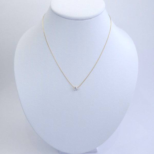 Collar con Dije Sencillo 