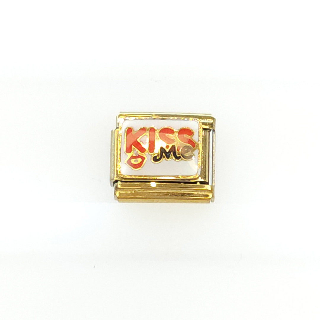 Charm Kiss Me