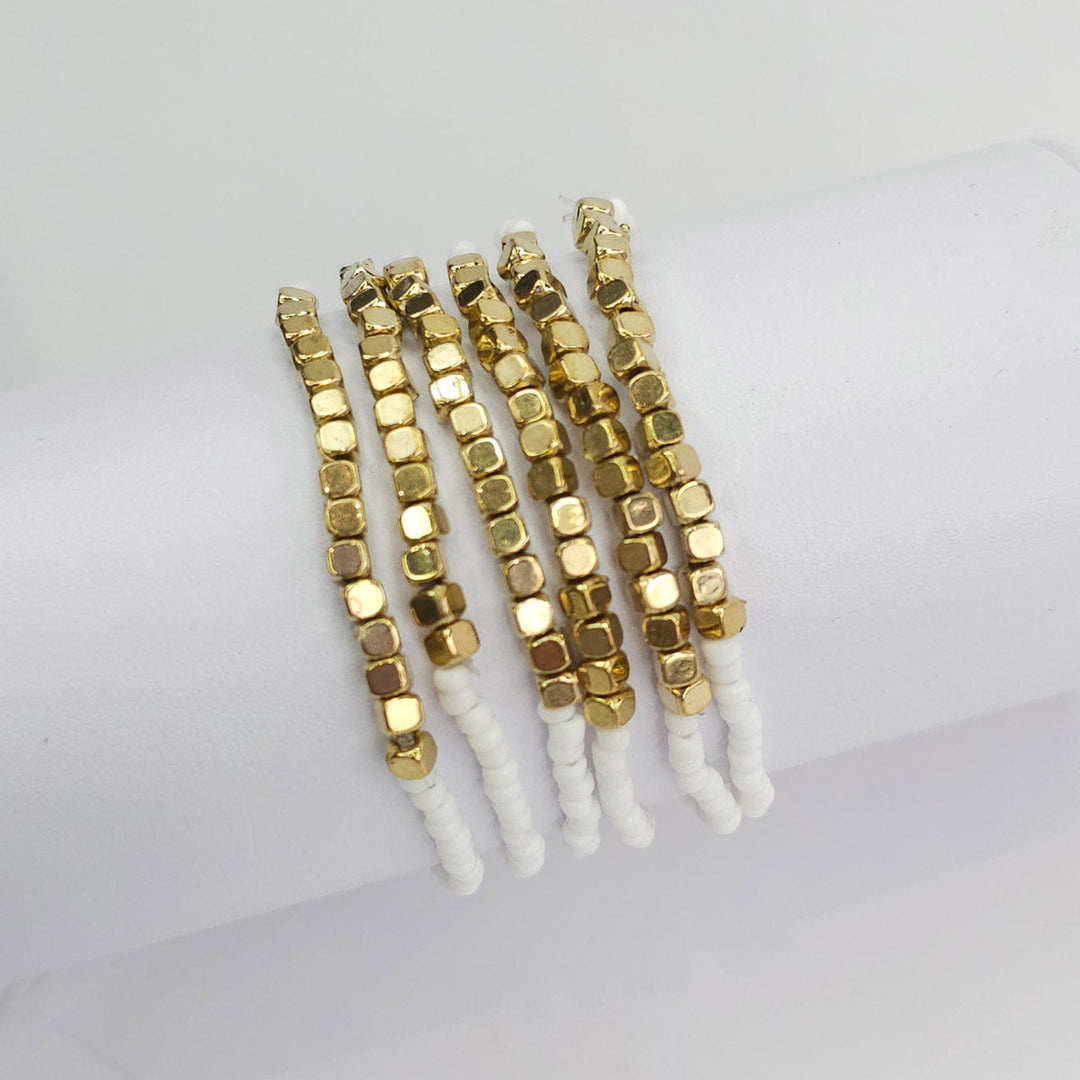 Set 6 Pulseras Chaquira Blanca